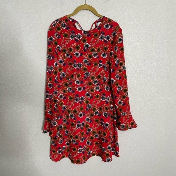 Wayf Red Daisy Floral Flute Flare Sleeve Boho Dress Tie Back Small - Picture 7 of 7